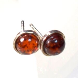 Amber Solitaire Stud Earrings